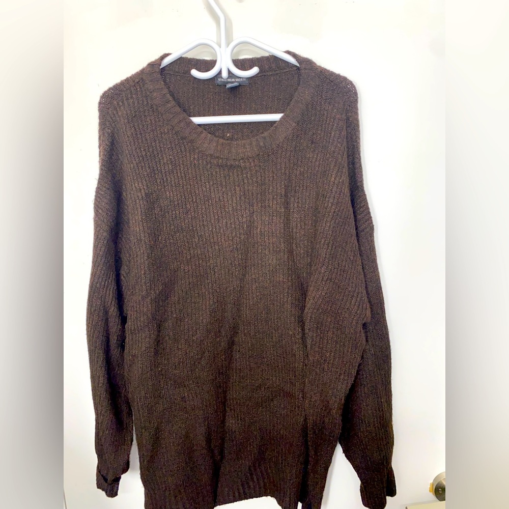 Oversized brown sweater